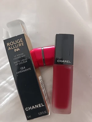 Rouge à lèvres "Allure INK" de Chanel 154 - Photo 1/3