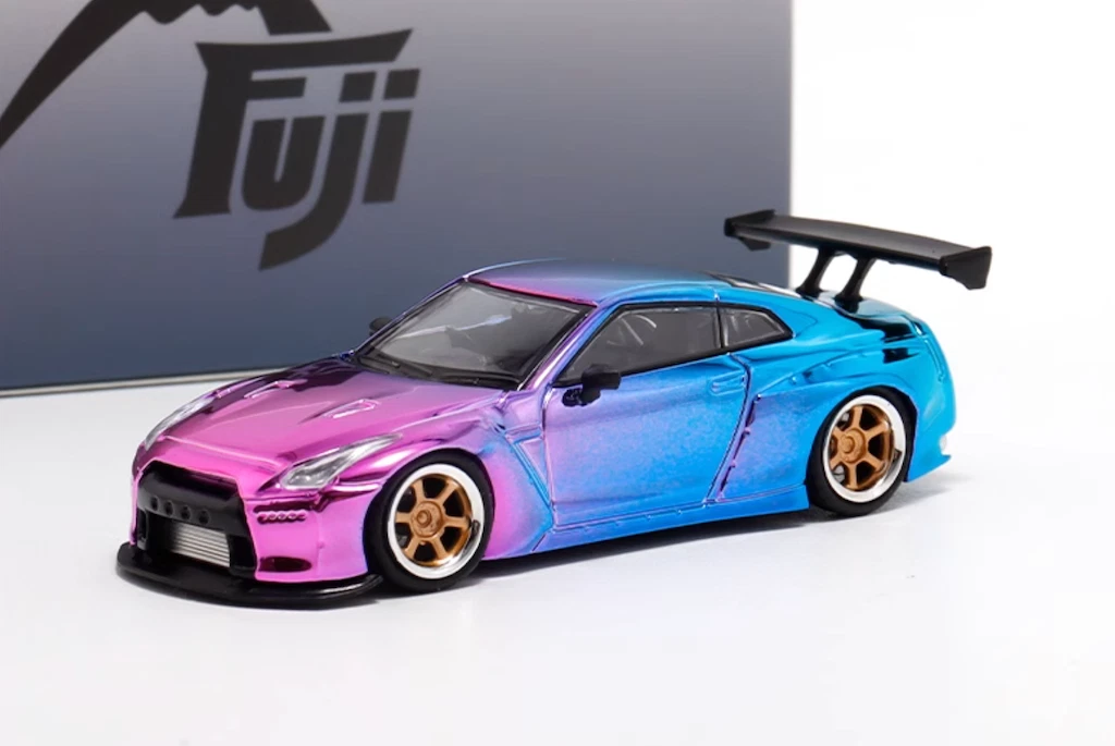 MINIGT 1/64 Pandem ニッサン GT-R 68 R35 1/64 MINI GT Pandem Nissan GT-R (Metallic Yellow) - YouTube