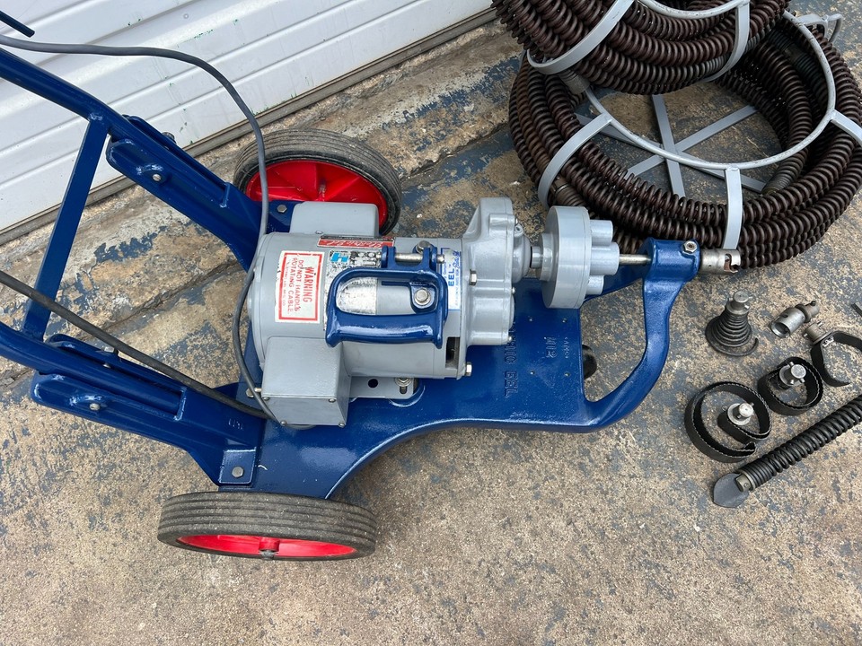 ELECTRIC EEL Model C Sectional Drain Cleaner, 10 10ft Cables 100ft, and