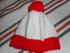 BNWT BEAUTIFULLY HAND KNITTED WALLY STYLE BABY BOBBLE HAT NEW BORN OTHER SIZES