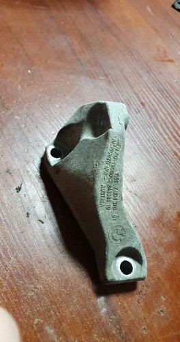 BMW 1 E81 118d Kraftstoffpumpenhalter 7804376 2.0 Diesel 105kw 2008 10652338