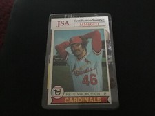 Autographed 1979 Topps Pete Vukovich. TOUGH  JSA CERT