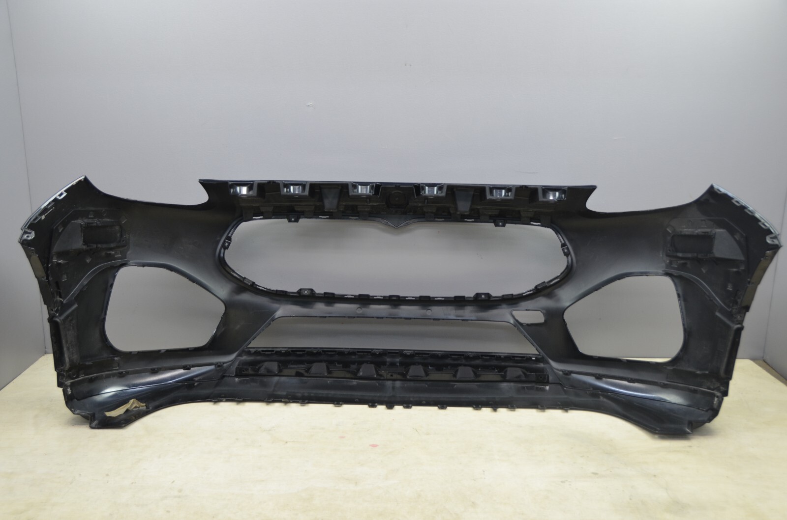 2023 2024 Maserati Grecale Front Bumper Cover 670157345 OEM 23 24
