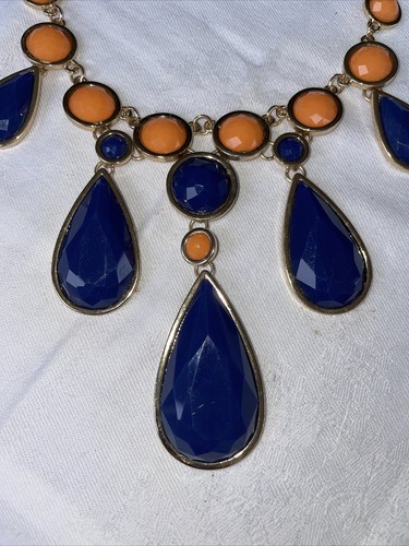 Vintage necklace costume jewelry gold colored chain orange and blue pendants - Picture 2 of 7