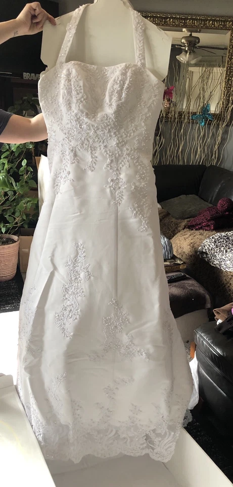 Vestido de novia Michael Angelo 12 cuentas encaje diamante velo adorno colorete caja KeepSake Foto 2 de 4