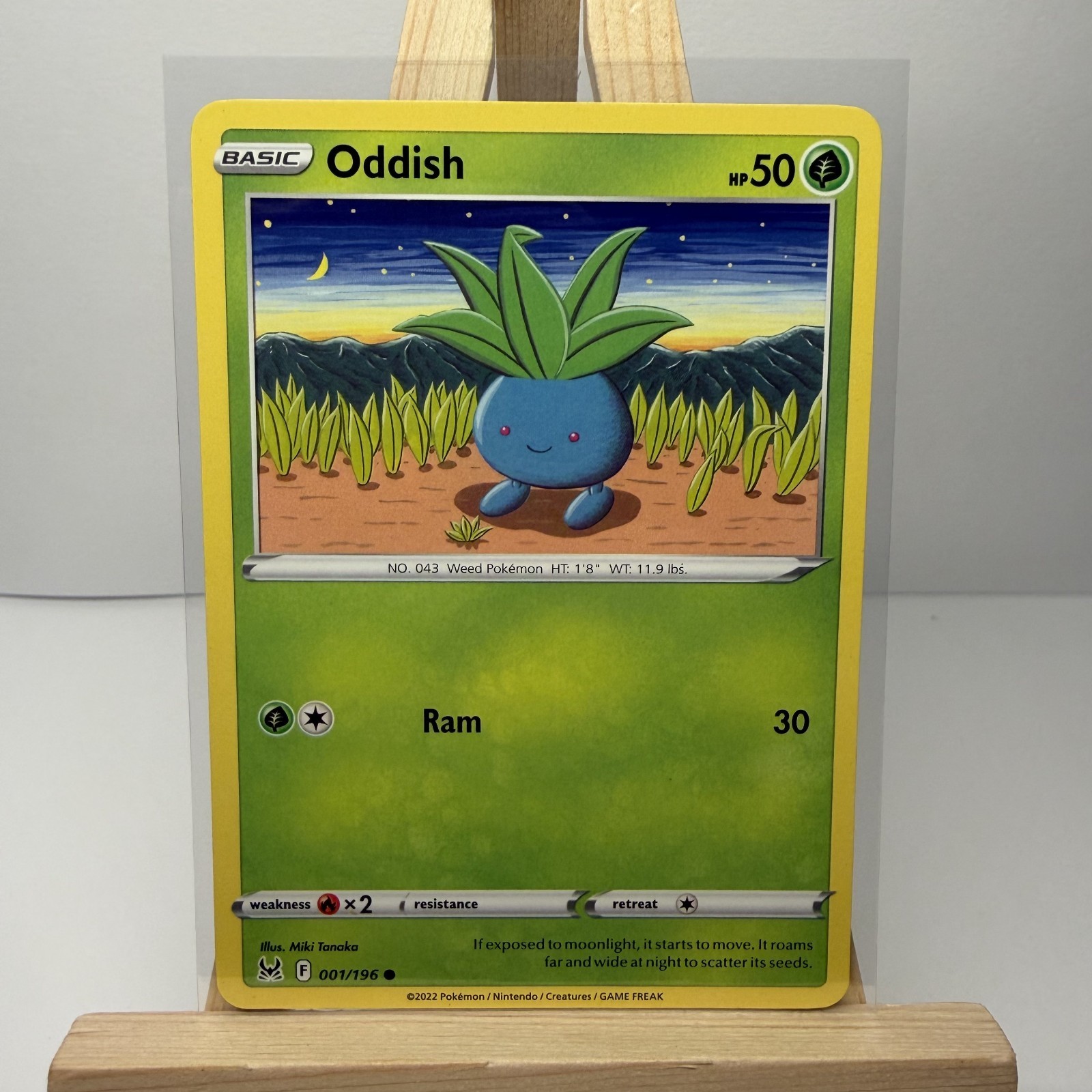 Oddish 1/196 Lost Origin Pokemon TCG