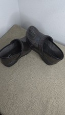Dansko Womens Pro XP Professional Womens Eur 36 US 6.5 Clogs Shoes S65