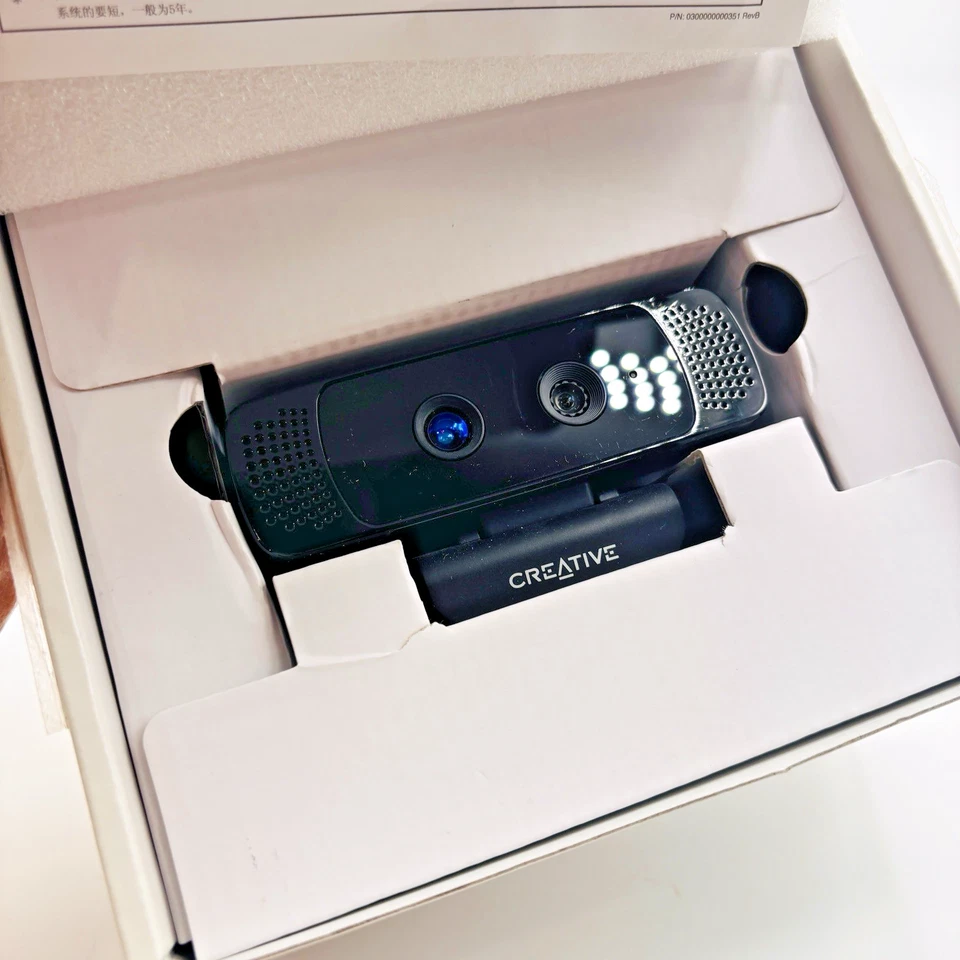 Creative Labs Senz3D Webcam 720p VF0780 Depth-Sensing Open Box Developer Kit - Image 2 of 2