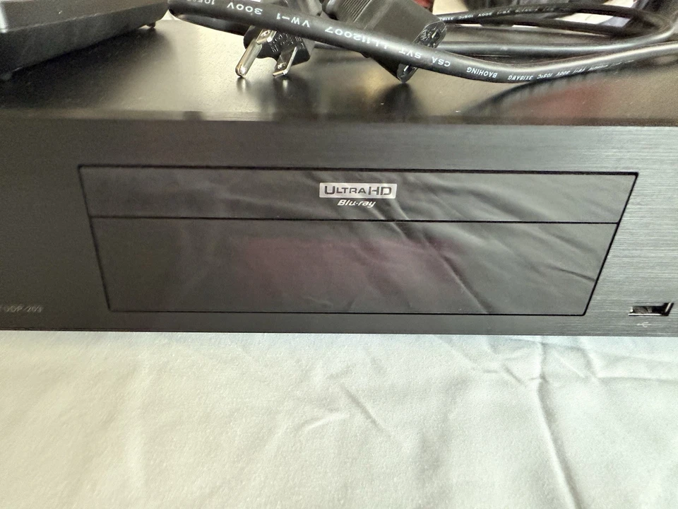 OPPO数字UDP-203 4K超高清蓝光光盘播放器 — 第 3/4 张图片