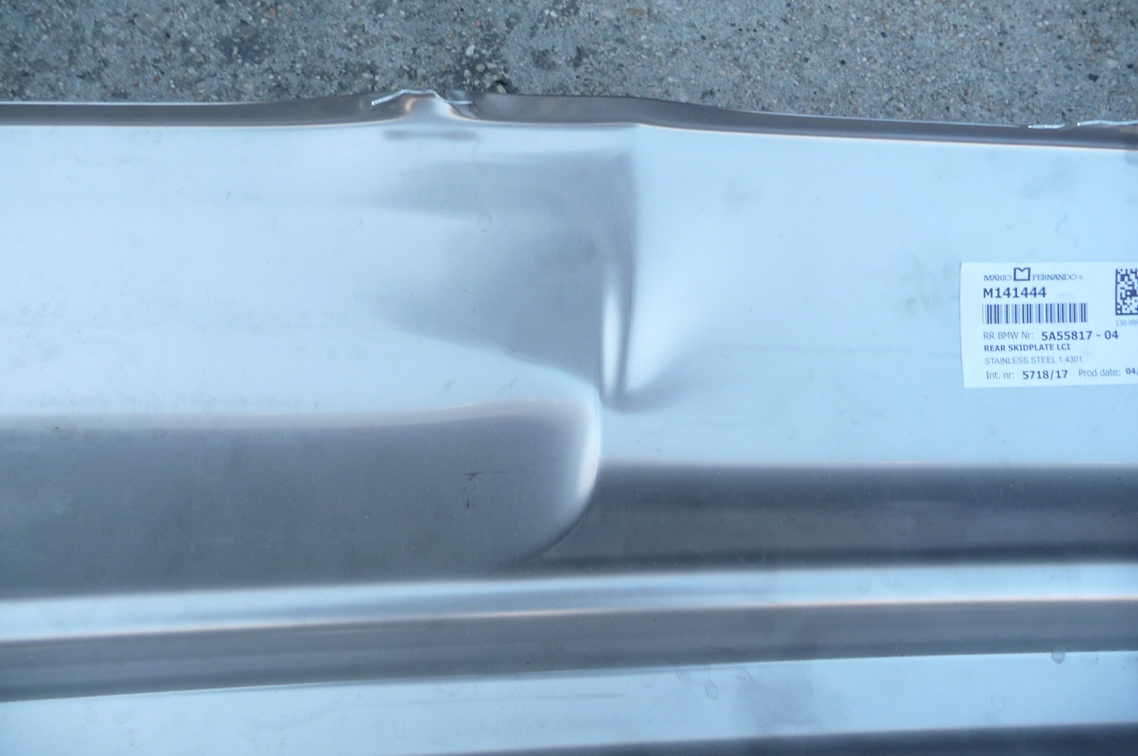 2025 Rolls-Royce Cullinan RR31 Rear Bumper Trim Panel Skid Plate 5A55817-04 OE