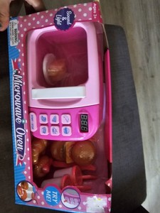 Pink Toy Microwave Kitchen Appliance, Sound & Light, Rotating Plate, Ages 3-4