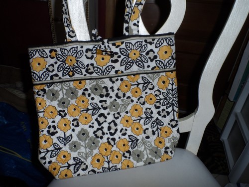 vera bradley go wild tote