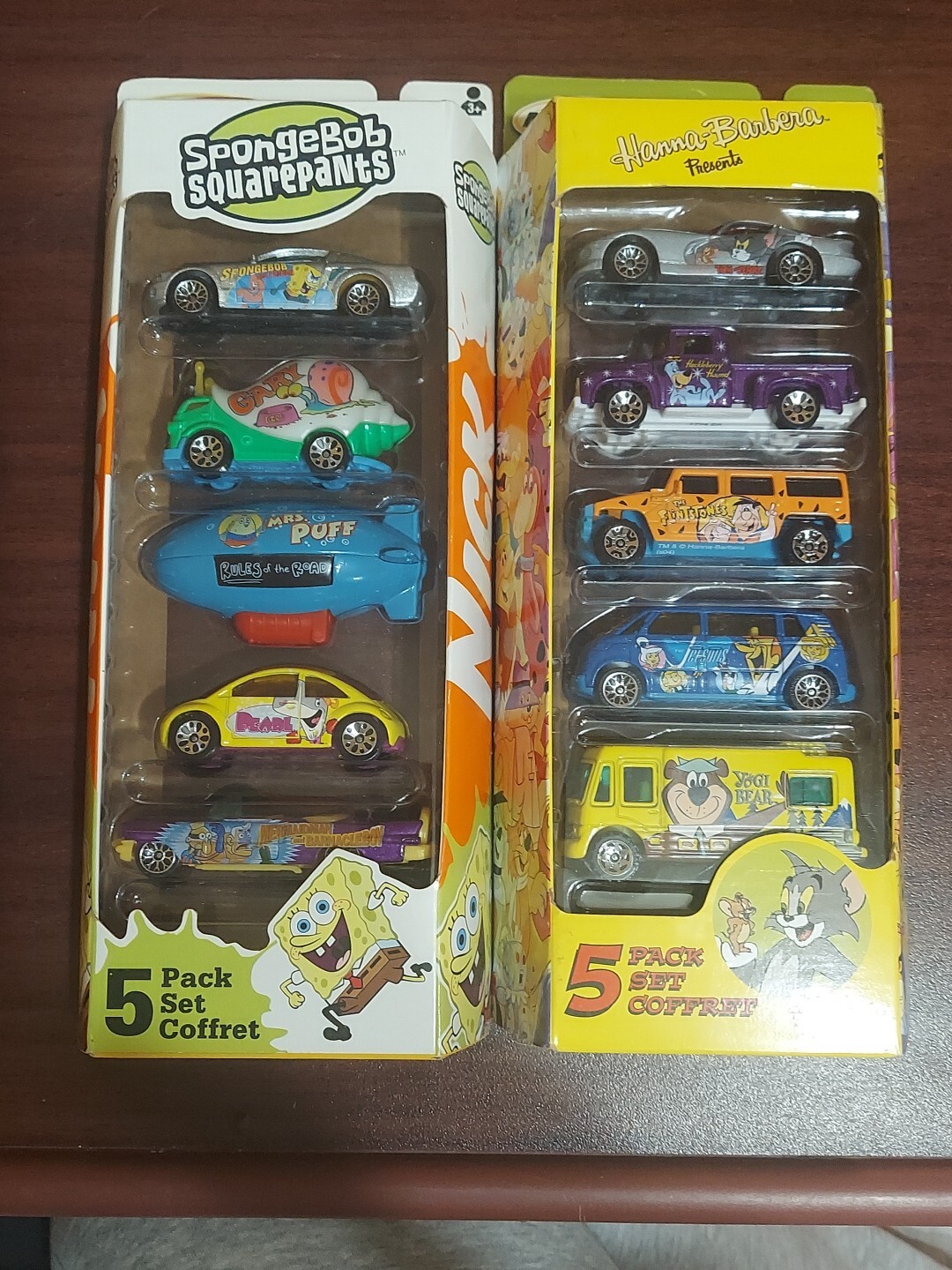 Matchbox Lot of 2 - 5 Packs SpongeBob 2004 + Hanna Barbera NIP