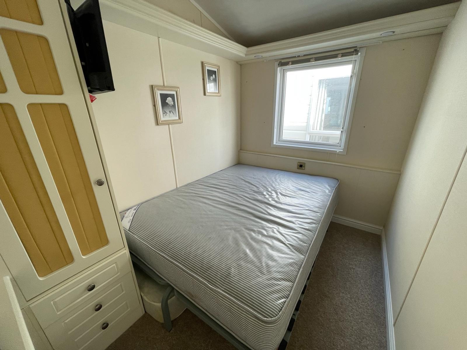 Static Holiday Caravan For Sale Off Site Willerby Kingswood 42FTx13FT