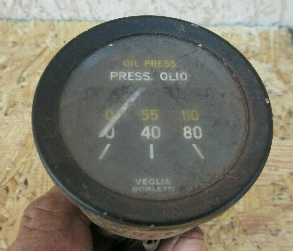 Vintage Fiat 124 Oil Pressure Gauge  spider Ferrari Maserati VEGLIA BORLETTI 9