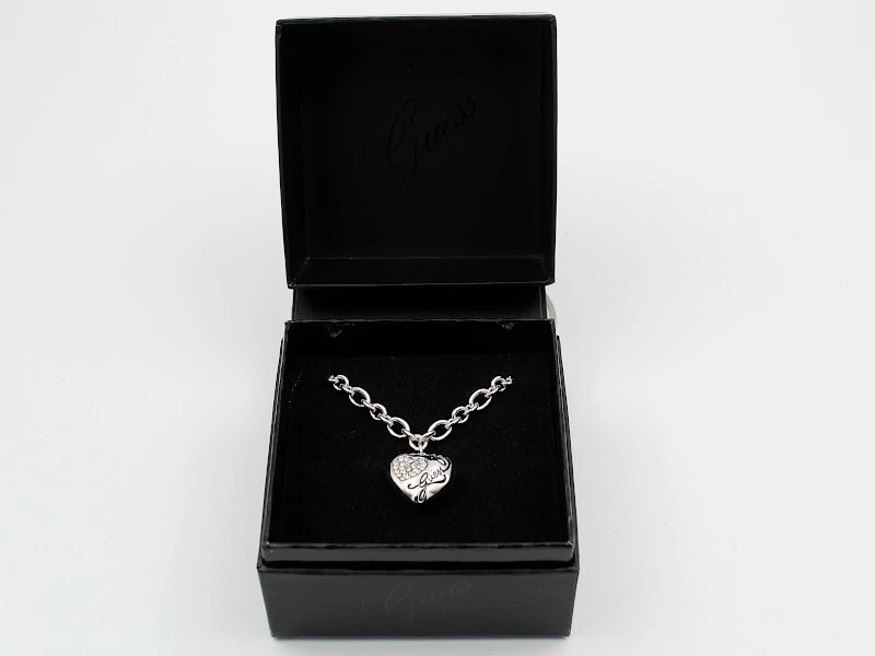 Collana Girocollo Donna Argento Guess Ciondolo Cuore Swarovski Elegante Promo - Immagine 3 di 4