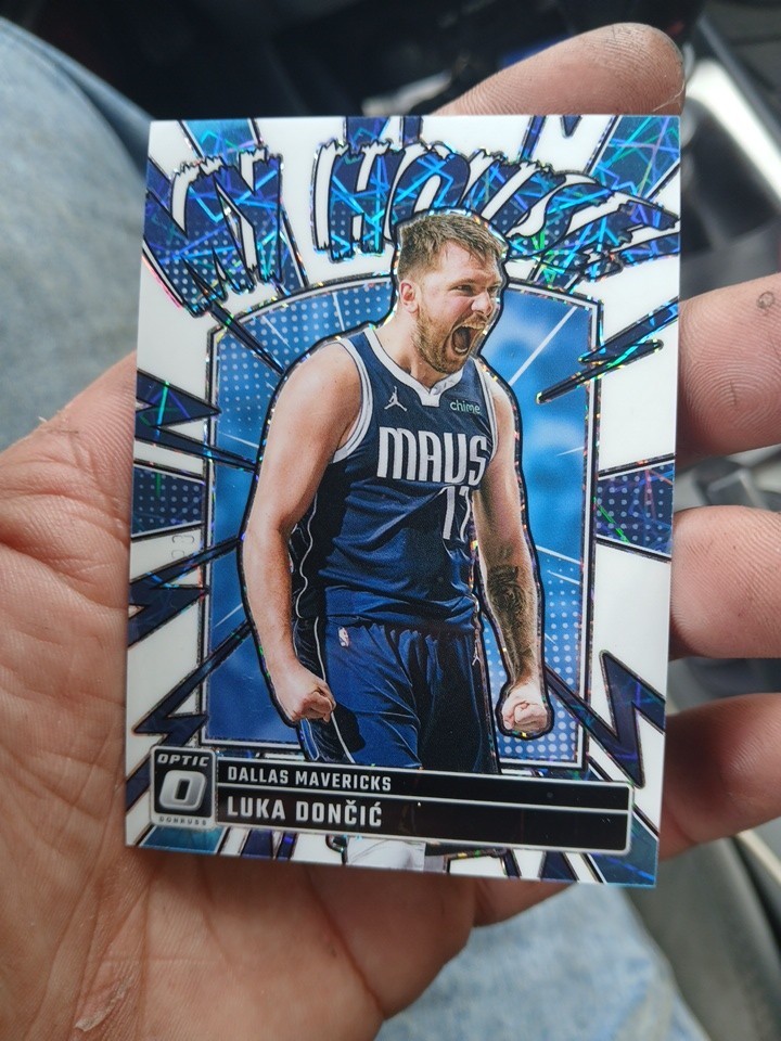 2024-25 Donruss Optic Luka Doncic My House White Velocity Laser SP /59 Lakers