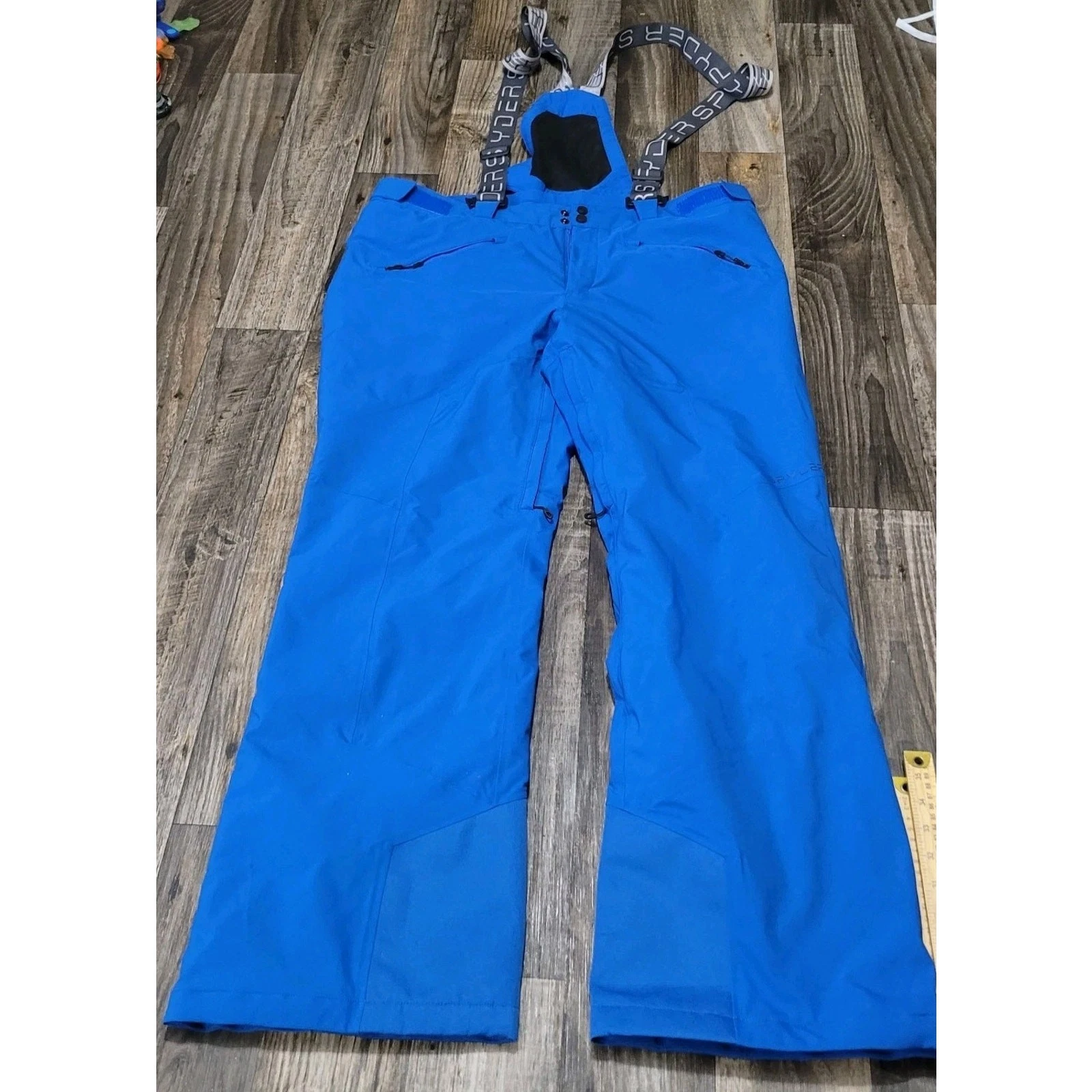 Spyder Snow Ski Snowboard Pants Mens XL-Reg Blue Bib Overalls Pockets Suspenders
Opens in a new wind