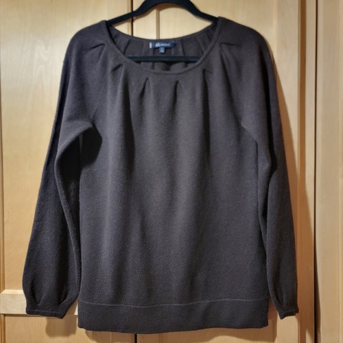 AK Anne Klein 100% Cashmere Chocolate Sweater Round Pleated Neck Size Small