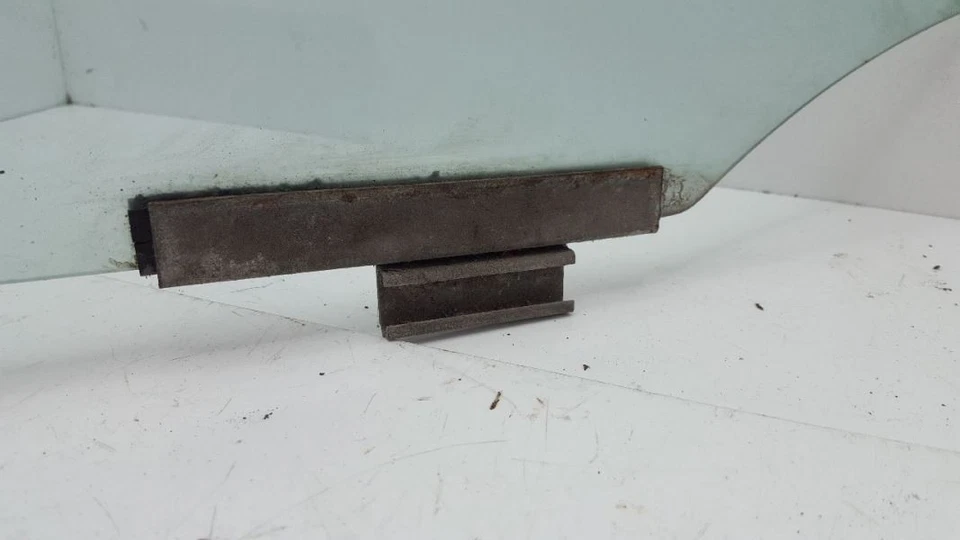 Cuarto de cristal derecho pasajero compatible con 85-93 CABRIOLET CONVERTIBLE 543912 Foto 4 de 4