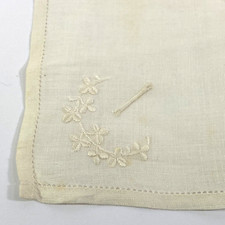 Vintage Handkerchief Ivory Cotton Lawn Flower Embroidery Hanky Bridal 11"x10.5"