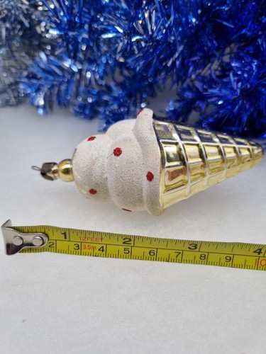 Vintage Set Shatterproof Lovely Baubles Christmas Decorations Plastic Ornaments - Picture 9 of 10