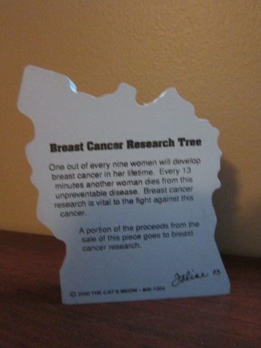 BREAST CANCER RESEARCH TREE CAT'S MEOW VILLAGE 2000 EXCELLENT COND 00-1004 - Imagen 2 de 7