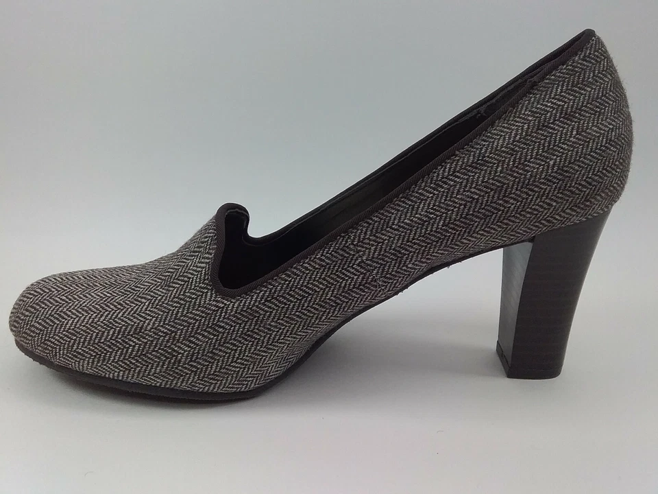  Liz Claiborne JOANNE 3 1/4" Tacón Marrón Espiga 8 1/2 Med 8.5 En muy buena condición / Excelente Foto 2 de 4