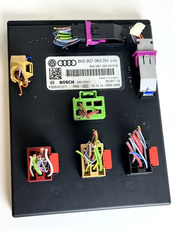 2015 AUDI Q5 ONBOARD SUPPLY CONTROL MODULE BCM MODULE 8K0907063DH OEM - Imagem 2 de 4