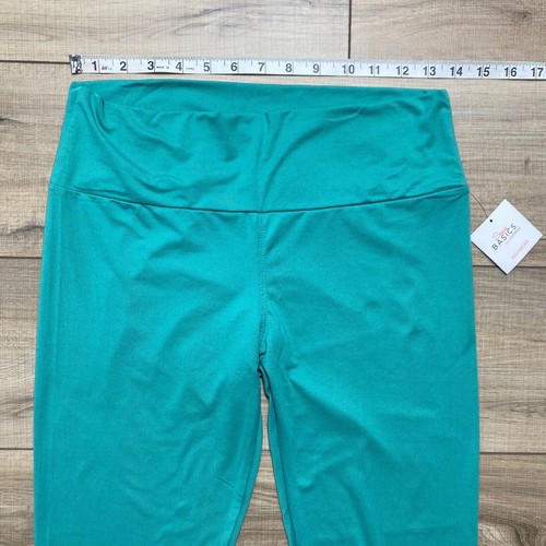 Sexy Basics Womens Cropped Leggings Size Large Seafoam Green Buttery Soft - Picture 2 of 11