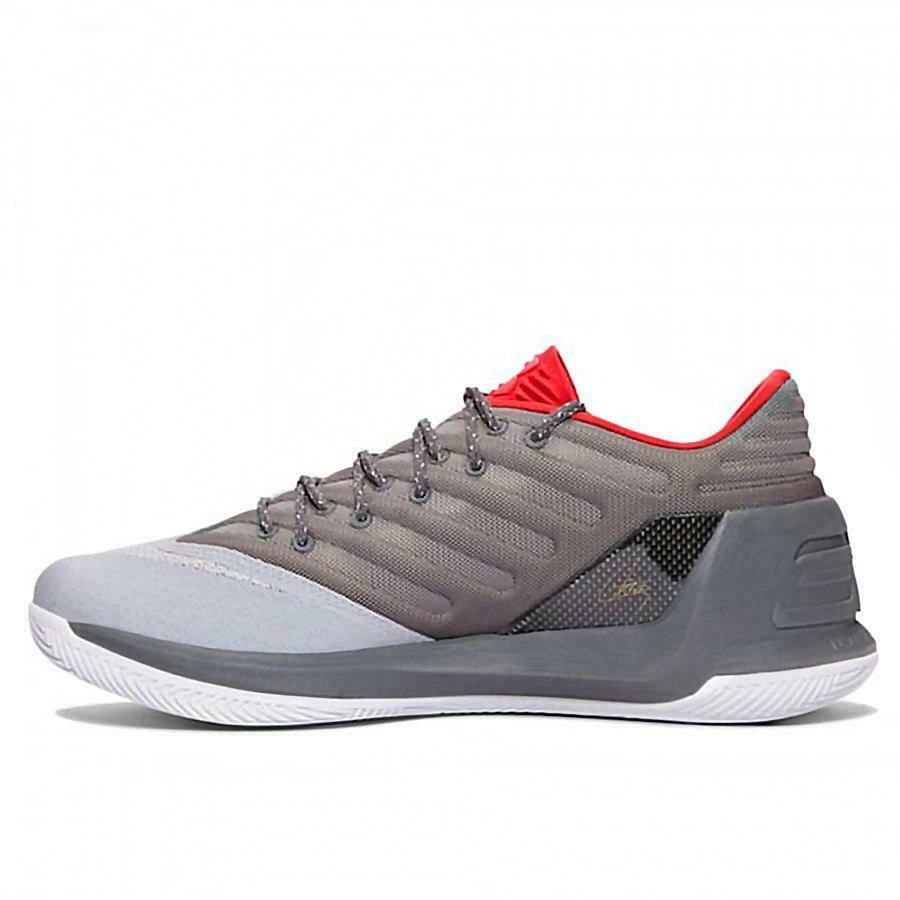 Curry 3 low cut 2025