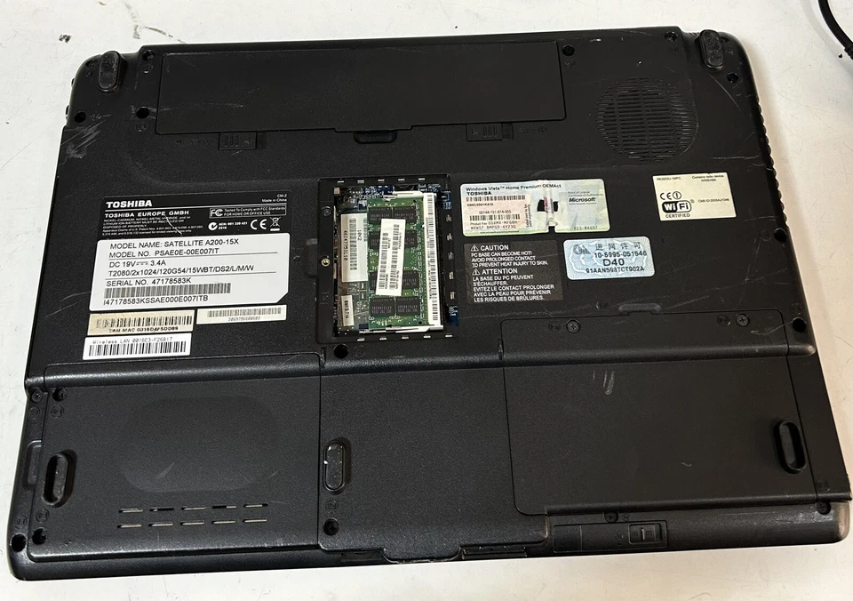 Pc Laptop Toshiba Satellite A200  Per Ricambi  - Immagine 4 di 4