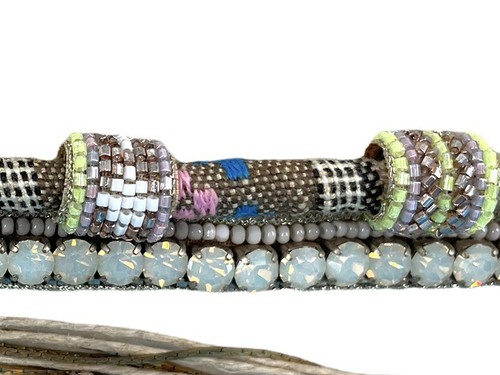 Deepa Gurnani Bracelet Cuff Magnetic - Picture 4 of 6
