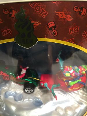 Hotwheels holiday 2001年クリスマス仕様 2001 Holiday Hot Wheels Holiday Christmas Ornament Collectible | eBay