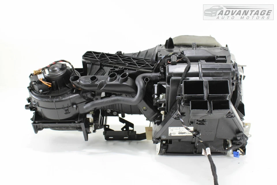 2013-2017 VW VOLKSWAGEN CC 2.0L HVAC HEATER CORE BLOWER MOTOR HOUSING BOX OEM - Image 4 of 4