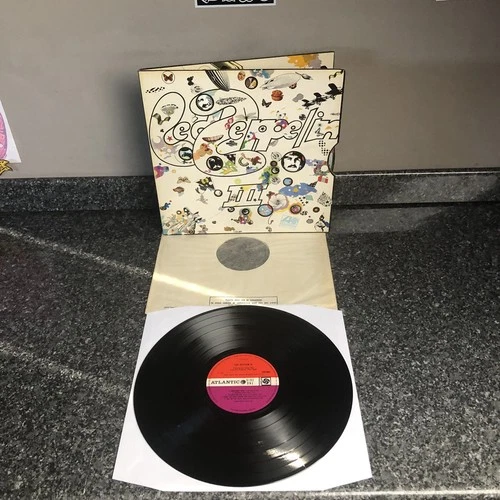 LP VINYL LED ZEPPELIN ALBUM LED ZEPPELIN III  2401-002 UK 1ST PRESS 1970 EX+/EX