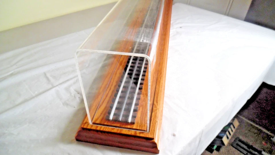 Vitrina Hobby Specialicts By BJ 37" calibre O madera/plexiglás -LN Foto 4 de 4