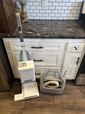 Aerus Electrolux Lux Guardian Upright Vacuum Cleaner W Hose & Attachments Tested