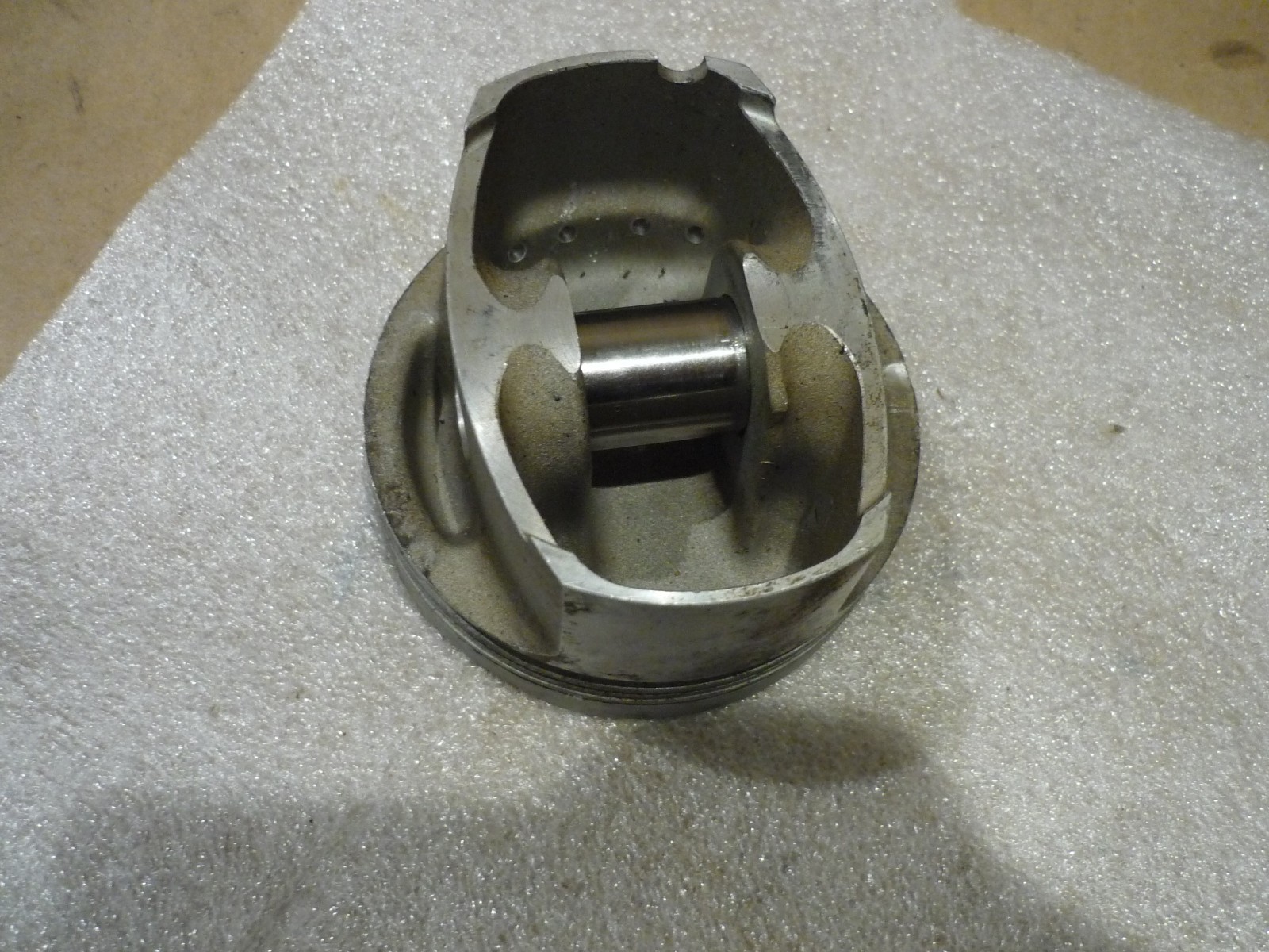 Ferrari 360 - Piston- P/N 179510