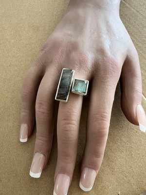 Handgefertigter Ring Sterlingsilber Labradorit mit Einschlüssen große Größe U