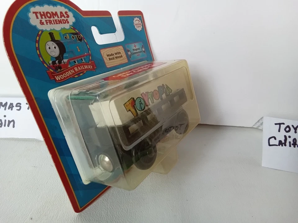 THOMAS THE TRAIN WOODEN TANK "TOYTOPIA" CALIFORNIA STATE FAIR 2007 NIB RARE ! !! - Image 4 of 4