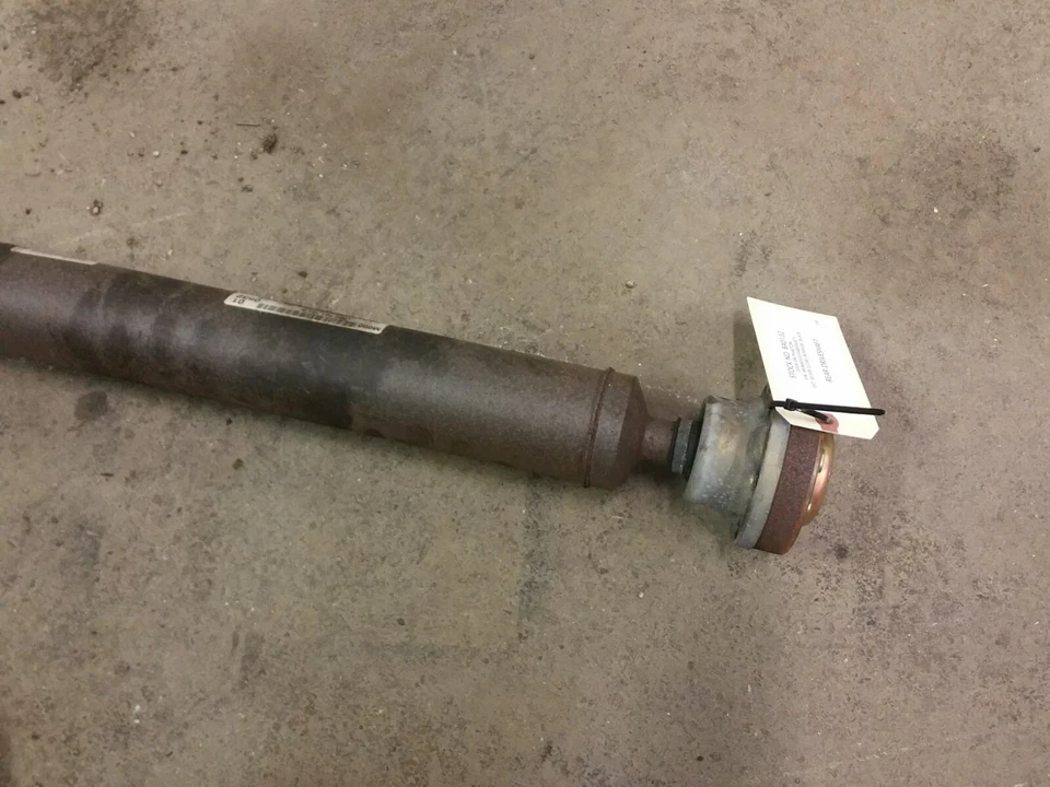 VW Volkswagen Phaeton 2004 4,2 L 8 cilindros eje de transmisión trasero Foto 4 de 4