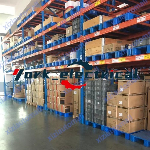 EVS9326-ES Sealed Lenze Servo Driver Inverter EVS9326-ES New Expedited Shipping - Picture 2 of 9
