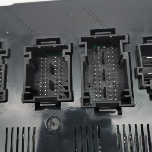 A1649005101 SAM Signal Acquisition Control Module For Mercedes W251 ML - Picture 9 of 16