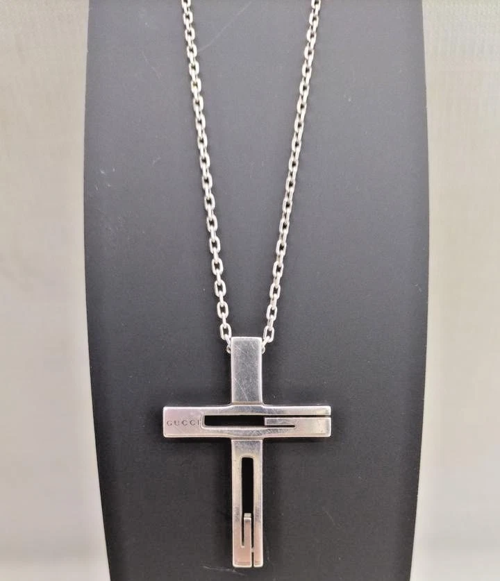 Collana con ciondolo croce logo G in argento sterling 925 Gucci autentica