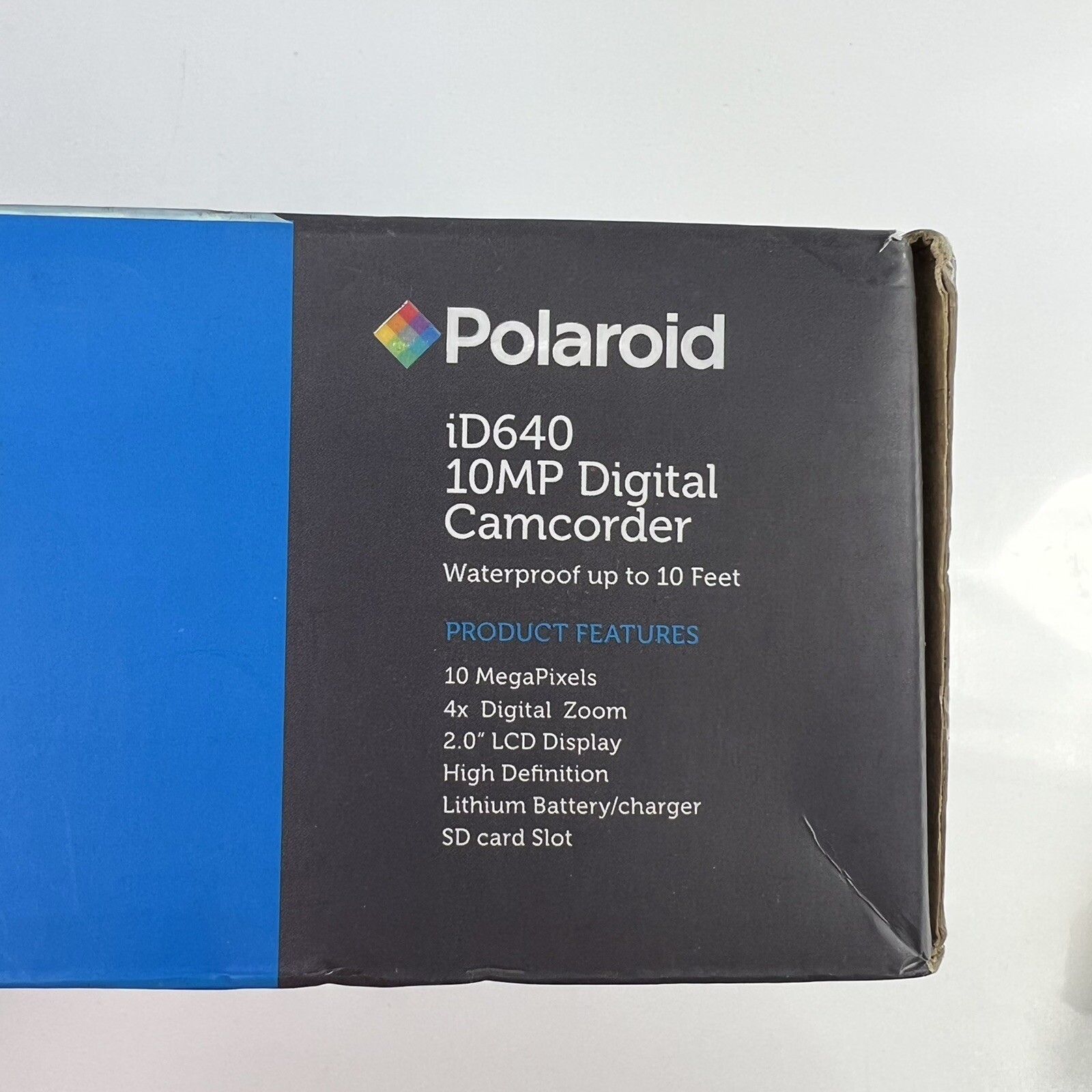 Red Waterproof to 10ft Polaroid ID640 Camcorder 10MP Digital Camcorder No Plug 