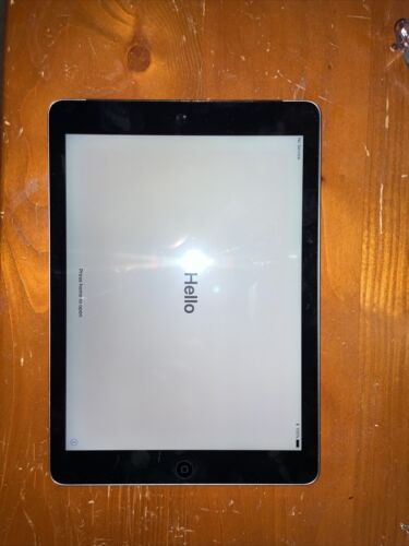 Apple iPad Air noir (A1475) Wifi + téléphone portable | 32 Go | 2013-2014 - Photo 1 sur 8