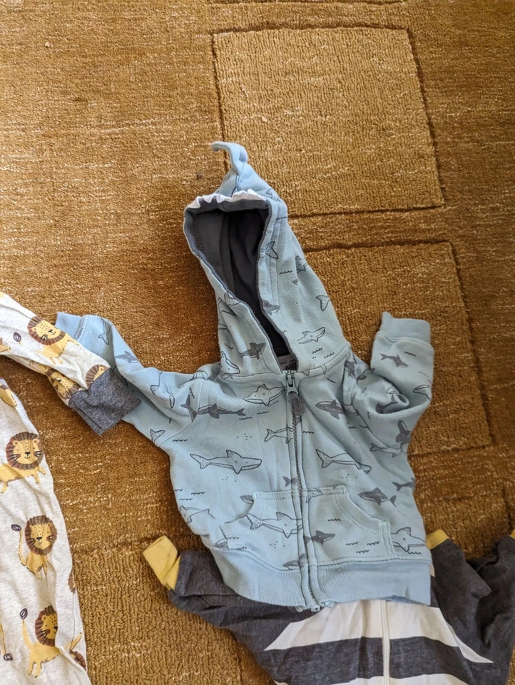 Niño Recién Nacido-3 Meses Gerber Organics León de Carter Selva Animal Tema Ropa Foto 3 de 4