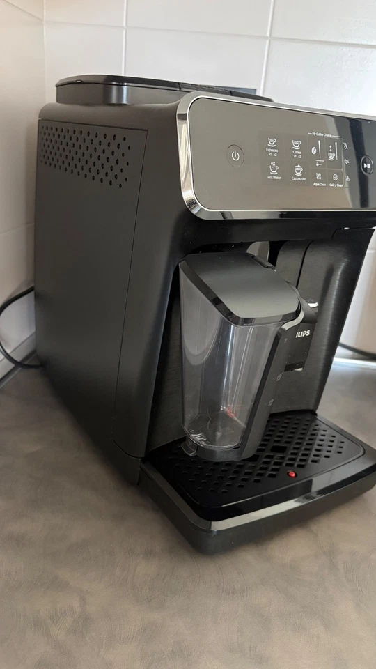 Philips 2200 LatteGo, foto 2 di 5