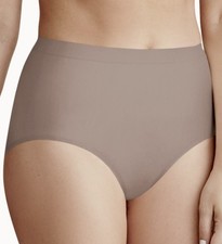 BALI Comfort Revolution Easylite Seamless Evening Blush Brief Panty Womens M 6
